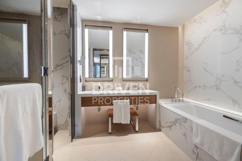 Downtown Dubai (Downtown Burj Dubai), Dubai, UAE의 임대용 아파트 침실 3개, 165.55제곱미터 번호 768090 - 사진 23
