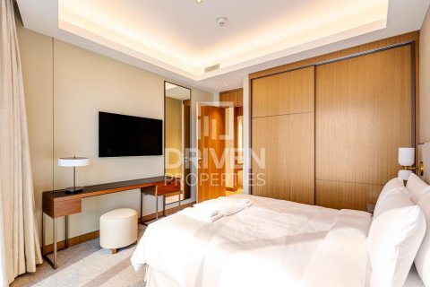 Apartman u gradu Downtown Dubai (Downtown Burj Dubai), Dubai, UAE 3 spavaće sobe, 145.3 m2 Br. 768087 - Slika 8