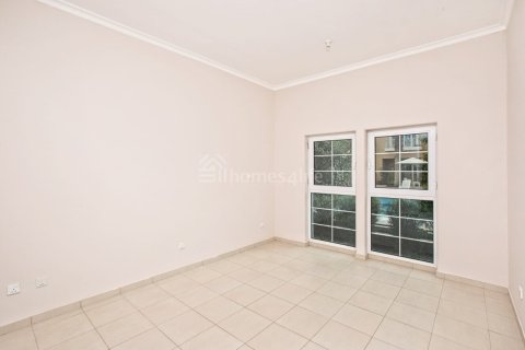Apartament na sprzedaż w Dubai Investment Park, Dubai, ZEA 2 sypialnie, 144 mkw., nr 718584 - zdjęcie 3