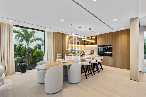 Villa zum Verkauf in Dubai, VAE 5 Schlafzimmer Nr. 681840 - Foto 17