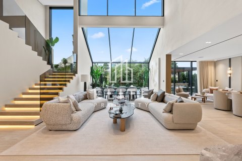 Villa zum Verkauf in Dubai, VAE 5 Schlafzimmer Nr. 681840 - Foto 5