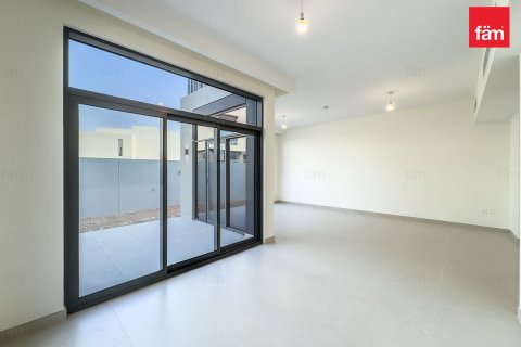 Villa til leie i Dubai, Emiratene 4 soverom, 252 kvm Nr. 655810 - Foto 7