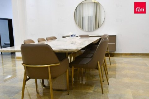 Vilă de închiriat în Dubai, EAU 5 dormitoare, 1193 mp.  №655806 - poză 8