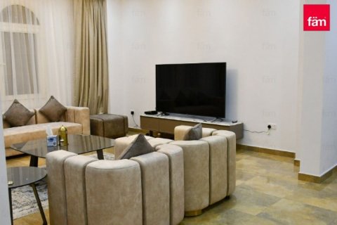 Vilă de închiriat în Dubai, EAU 5 dormitoare, 1193 mp.  №655806 - poză 5