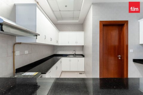 Lägenhet till försäljning i Dubai, UAE 1 sovrum, 141.7 kvm Nr. 727731 - fotografi 4