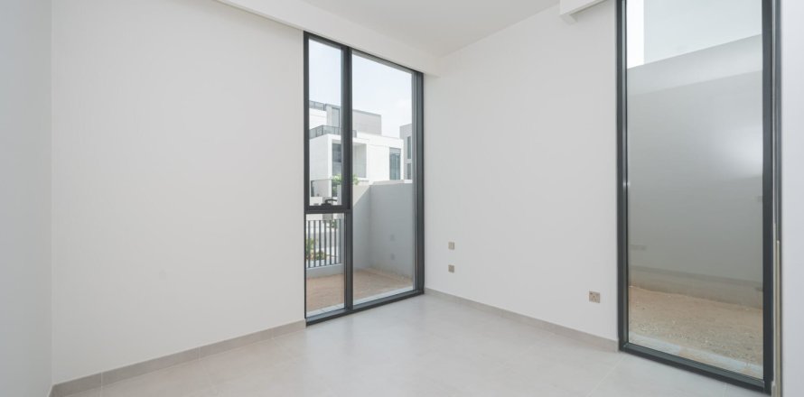 Willa w Arabian Ranches 3, Dubai, ZEA 4 sypialnie, 448 mkw. nr 715667