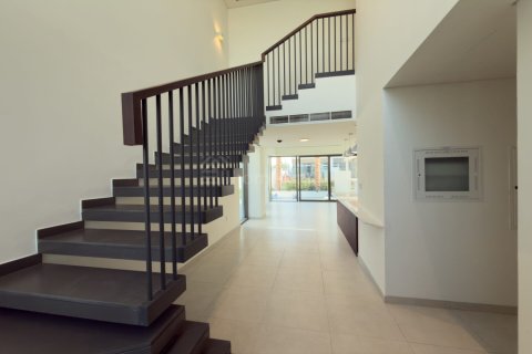 Kamienica do wynajęcia w The Valley, Dubai, ZEA 4 sypialnie, 258 mkw., nr 715669 - zdjęcie 10