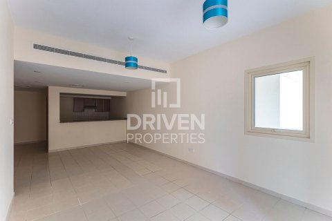 Greens, Dubai, UAE의 판매용 아파트 침실 2개, 107.4제곱미터 번호 743314 - 사진 4