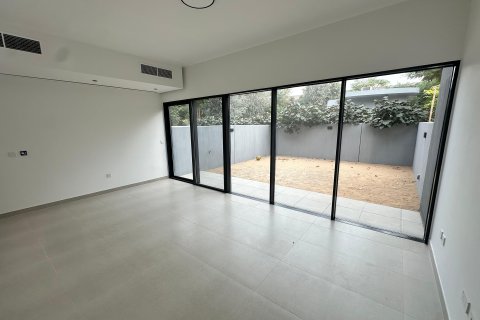 Townhouse in Tilal City, Sharjah, UAE 2 bedrooms, 175.03 sq.m. № 748245 - photo 2