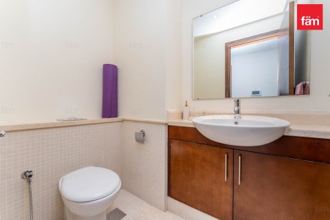 Appartamento in vendita a Downtown Dubai (Downtown Burj Dubai), Dubai, EAU 1 camera da letto, 86.7 mq. № 718215 - foto 18