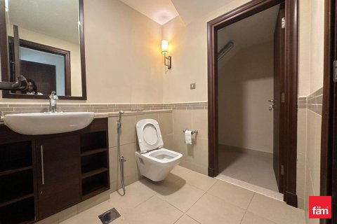 Dubai, UAE의 판매용 빌라 침실 4개, 432제곱미터 번호 695303 - 사진 17