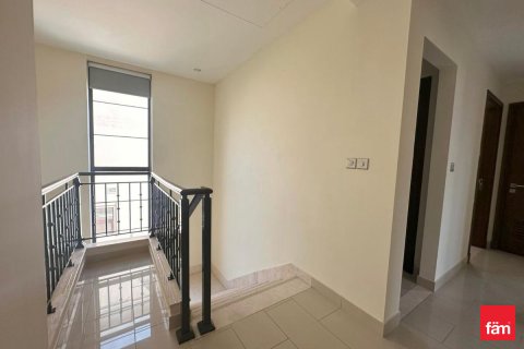 Dubai, UAE의 판매용 빌라 침실 4개, 432제곱미터 번호 695303 - 사진 7