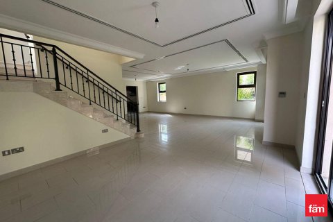 Dubai, UAE의 판매용 빌라 침실 4개, 432제곱미터 번호 695303 - 사진 4