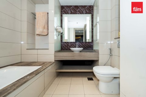 Apartment in Business Bay, Dubai, UAE 1 bedroom, 98 sq.m. № 695301 - photo 10