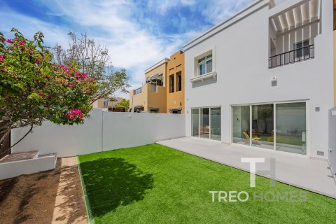 Villa itt: Arabian Ranches, Dubai, EAE, 2 hálószoba, 165 m², azonosító: 586445 - fénykép 2