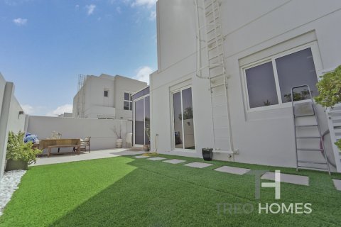 Townhouse in Mudon, Dubai, UAE 4 bedrooms, 264 sq.m. № 586442 - photo 3