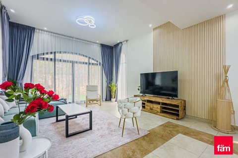 Shtëpi në qytet në Dubai, Emiratet e Bashkuara Arabe 4 dhoma gjumi, 563.6 m2. № 694239 - Foto 5