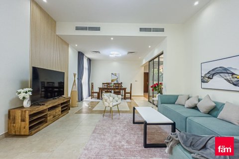 Shtëpi në qytet në Dubai, Emiratet e Bashkuara Arabe 4 dhoma gjumi, 563.6 m2. № 694239 - Foto 3