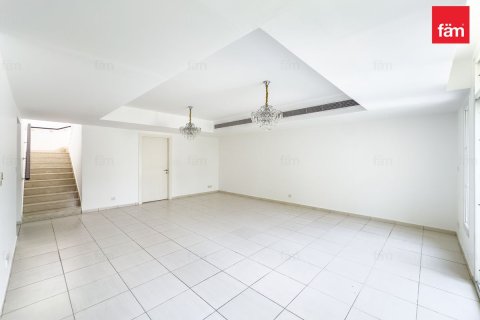 Вилла Дубай, БАӘ-да 3 жатын бөлмелер, 265.4 м² № 722488 - фото 3