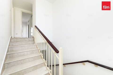 Вилла Дубай, БАӘ-да 3 жатын бөлмелер, 265.4 м² № 722488 - фото 13