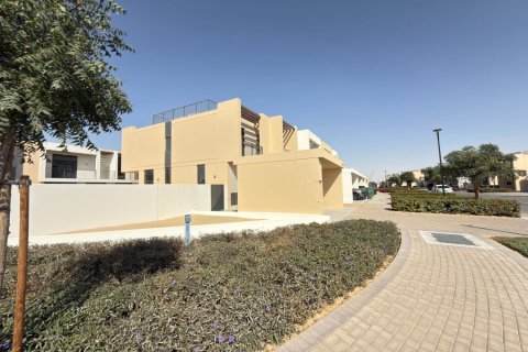 Villa Dubaijā, AAE 4 istabas, 357 m2 Nr. 691841 - attēls 11