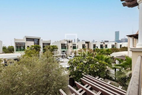 Vila di Mohammed Bin Rashid City, Dubai, UEA 4 kamar tidur, 595 m2 nomor 603251 - foto 25