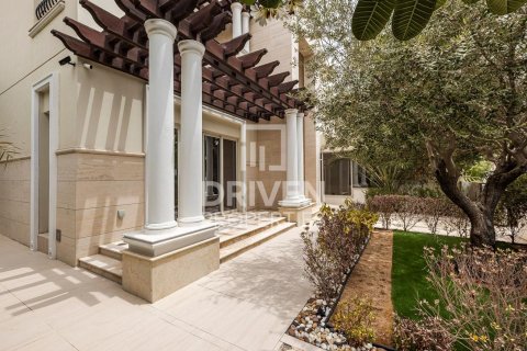Vila di Mohammed Bin Rashid City, Dubai, UEA 4 kamar tidur, 595 m2 nomor 603251 - foto 28