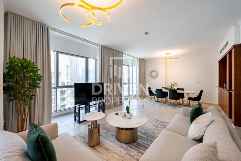 Apartment in Downtown Dubai (Downtown Burj Dubai), Dubai, UAE 2 bedrooms, 135 sq.m. № 603352 - photo 2
