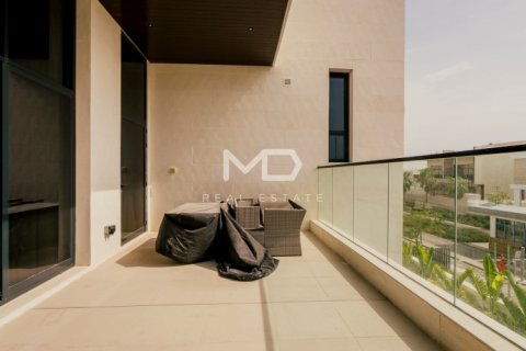 Vila na Yas Island, Abu Dhabi, SAE 4 ložnice, 350 m² Č.: 555229 - fotografie 30