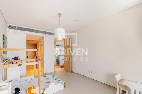 Apartmen di Jumeirah Beach Residence, Dubai, UAE 2 bilik tidur, 137 meter persegi № 601879 - foto 13