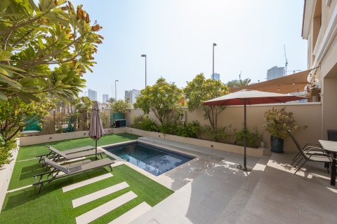Ridamaja asukohaga Jumeirah Village Circle, Dubai, AÜE: 3 magamistoaga, 277.97 m² Nr 757496