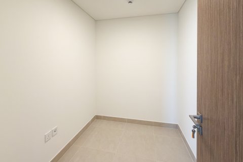 Apartament de închiriat în Mina Rashid, Dubai, EAU 3 dormitoare, 153.42 mp. №757493 - poză 16