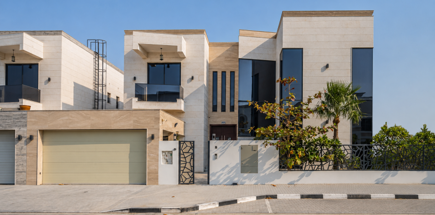 Villa in Al Furjan, Dubai, UAE 5 bedrooms, 599.04 sq.m. № 764322