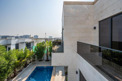 Villa in Al Furjan, Dubai, UAE 5 bedrooms, 599.04 sq.m. № 764322 - photo 25