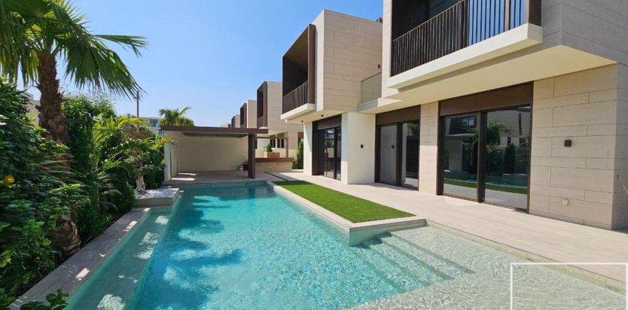 Dubai Hills Estate, Dubai, संयुक्त अरब अमीरात में विला, 5 बेडरूम, 660 वर्ग मीटर, संख्या 646370