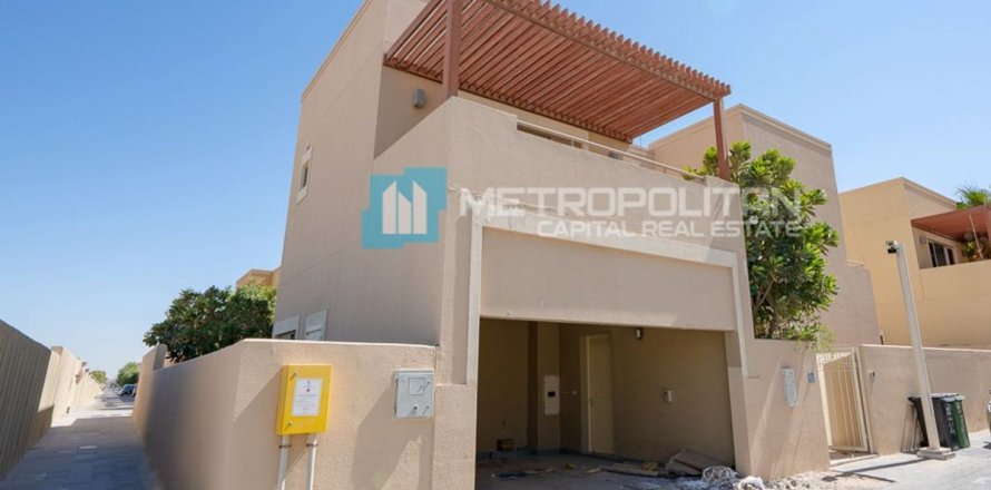 Villa en Al Raha Gardens, Abu Dhabi, EAU 4 dormitorios, 401.4 m² № 652750