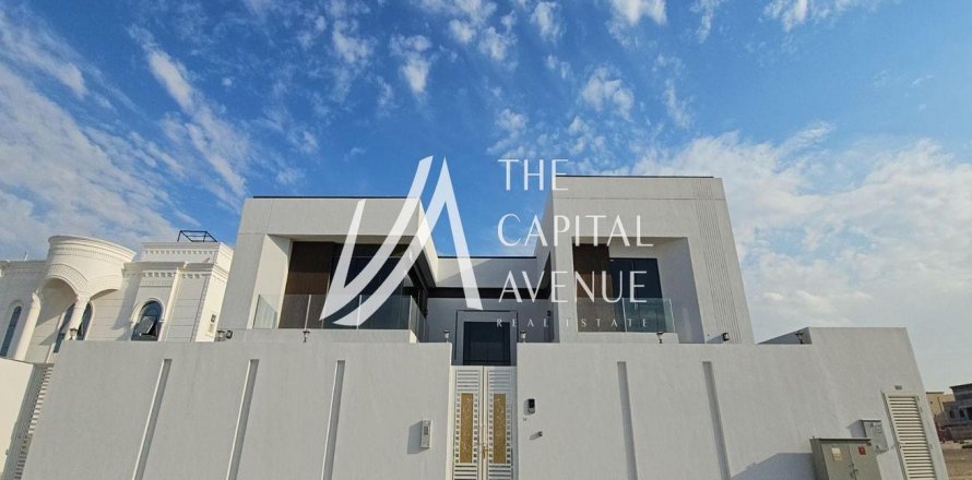Villa in Baniyas, Abu Dhabi, UAE 7 bedrooms, 929 sq.m. № 605020