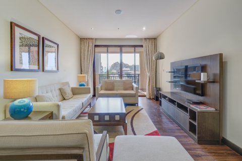 Huoneisto Palm Jumeirah, Dubai, Arabiemiraatit 2 makuuhuonetta, 165 m2 № 709763 - kuva 2