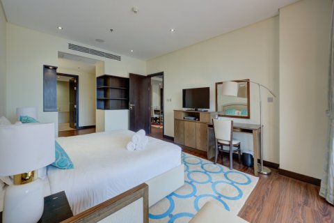 Huoneisto Palm Jumeirah, Dubai, Arabiemiraatit 2 makuuhuonetta, 165 m2 № 709763 - kuva 12