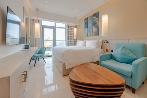 Appartamento in vendita a Palm Jumeirah, Dubai, EAU 33 mq. № 709761 - foto 2