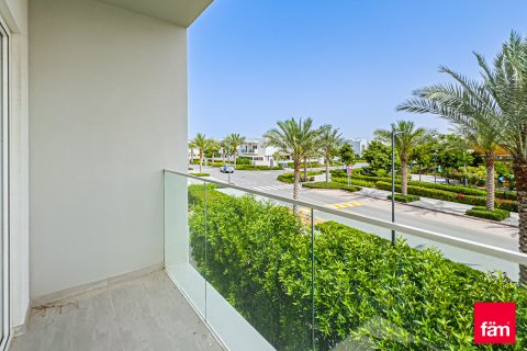 Villa in Dubai, UAE 5 bedrooms, 428.1 sq.m. № 645798 - photo 5