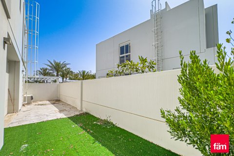 Villa in Dubai, UAE 5 bedrooms, 428.1 sq.m. № 645798 - photo 21