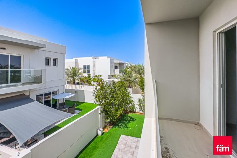 Villa in Dubai, UAE 5 bedrooms, 428.1 sq.m. № 645798 - photo 22