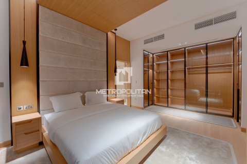 Apartment sa Jumeirah, Dubai, UAE 3 silid-tulugan, 267 sq.m. № 592134 - larawan 18