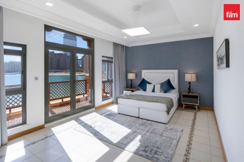 Vila v Palm Jumeirah, Dubai, SAE 4 ložnice, 656.1 m² Č.: 598257 - fotografie 12