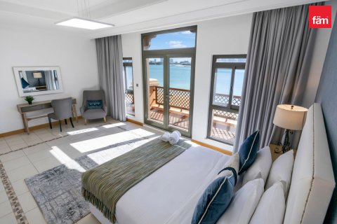 Vila v Palm Jumeirah, Dubai, SAE 4 ložnice, 656.1 m² Č.: 598257 - fotografie 13