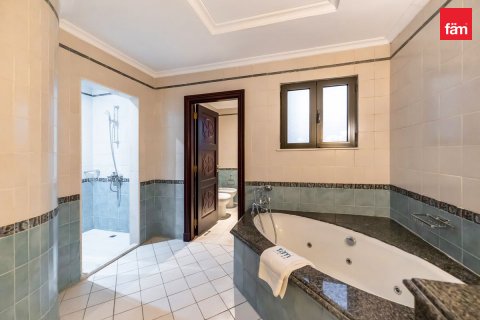 Vila v Palm Jumeirah, Dubai, SAE 4 ložnice, 656.1 m² Č.: 598257 - fotografie 23