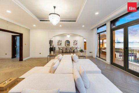 Vila v Palm Jumeirah, Dubai, SAE 4 ložnice, 656.1 m² Č.: 598257 - fotografie 4