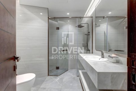 Apartament në Business Bay, Dubai, Emiratet e Bashkuara Arabe 2 dhoma gjumi, 125.98 m2. № 756162 - Foto 9