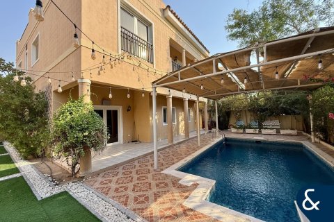 Üürile anda villa asukohaga The Villa, Dubai, AÜE: 5 magamistoaga, 334 m² Nr 668452 - pilt 15